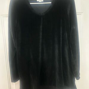 Elegant Black Velvet Women's Top
